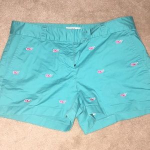 Vineyard vine's shorts